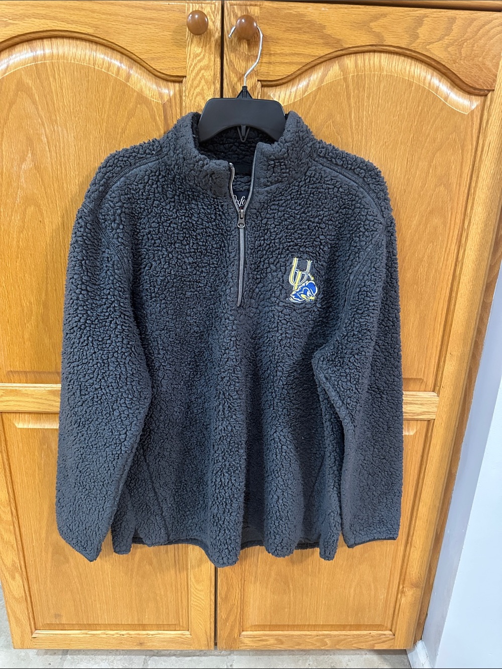 University of Delaware Gray Sherpa Quarter-Zip Pullover with Embroidered Logo.